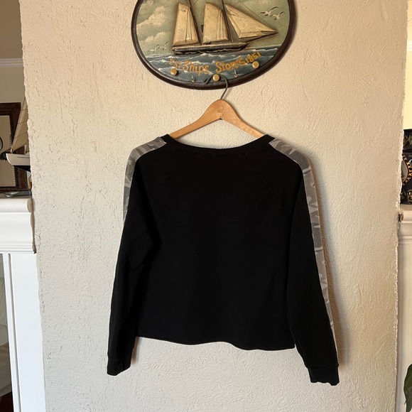 Monrow Black Camo Stripe Cotton Sweatshirt - Picture 6 of 11